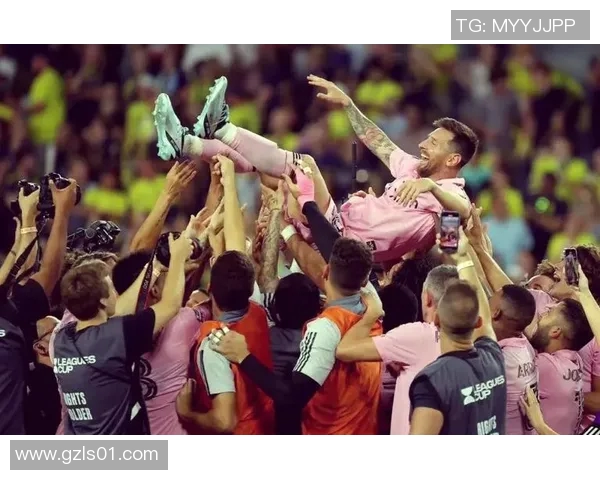 重庆足球队逆袭总决赛的传奇之路与背后故事揭秘 重庆足球队逆袭总决赛的传奇之路与背后故事揭秘