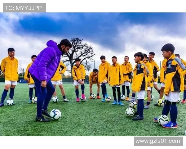 与足球明星面对面聆听他们的梦想与奋斗故事的女生视频采访 与足球明星面对面聆听他们的梦想与奋斗故事的女生视频采访