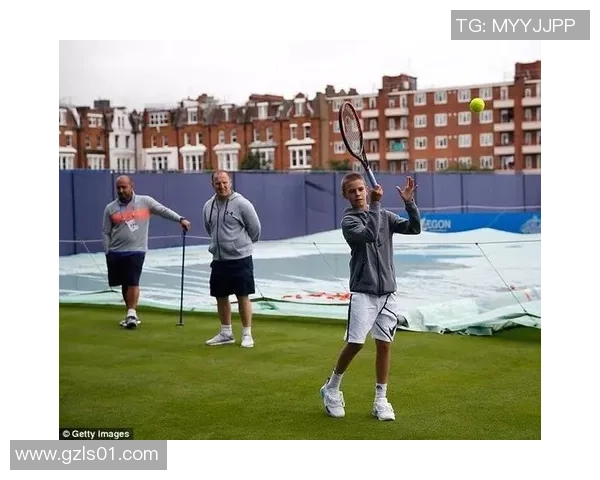 广州网球队在世界杯中的灵活战术展现与表现分析