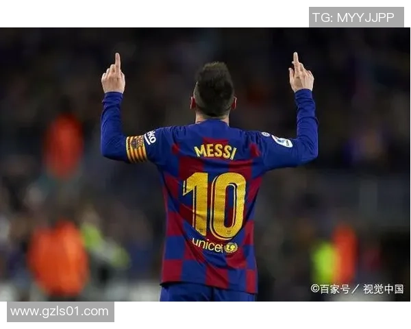 梅西:足球场上的传奇巨星与无与伦比的艺术家画像解析 梅西:足球场上的传奇巨星与无与伦比的艺术家画像解析