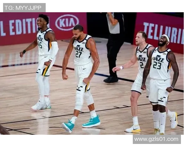 重庆篮球队灵活性深度对比分析及其对战绩的影响探讨 重庆篮球队灵活性深度对比分析及其对战绩的影响探讨