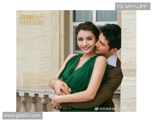 足球明星女友时尚大片曝光展现甜蜜爱情与个人魅力的完美结合